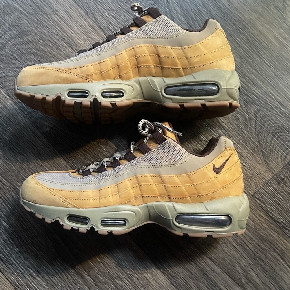 Nike Air Max 95 Cushioned Low Top Sneakers Tan Brown Gray Lace Up Leather Mesh - Picture 5 of 5